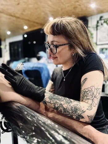 Suze illustrative tattoo artist London